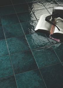 Acqua 禹 | 150 (L) x 150 (W) mm